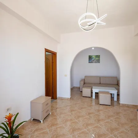 Marjol Holiday home *